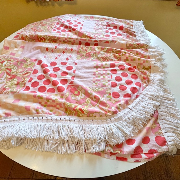 Vintage 1970s bedspread, pink faux patchwork print, fringed, full size bed - Picture 4 of 10